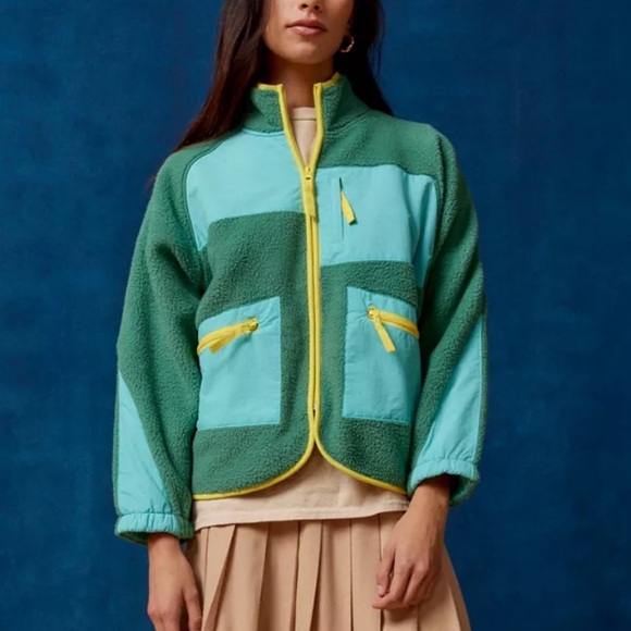 Urban Outfitters Jackets & Blazers - NEW UO Bruce Fleece Spliced Zip Up Jacket